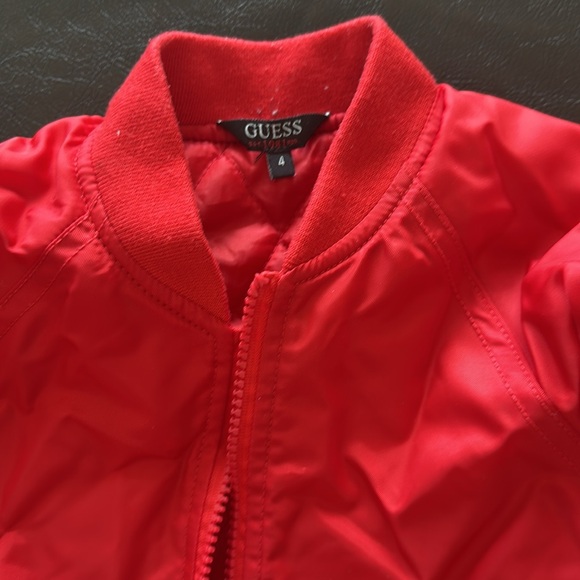 Guess Kids bomber bright red jacket size 4. Warm inside Perfect condition. - Picture 3 of 7